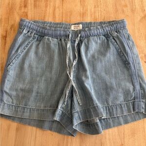 Crown & Ivy Shorts